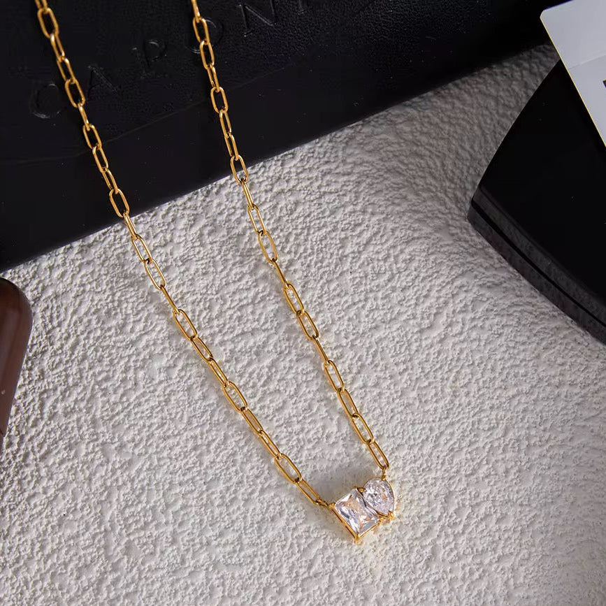 Amara Necklace