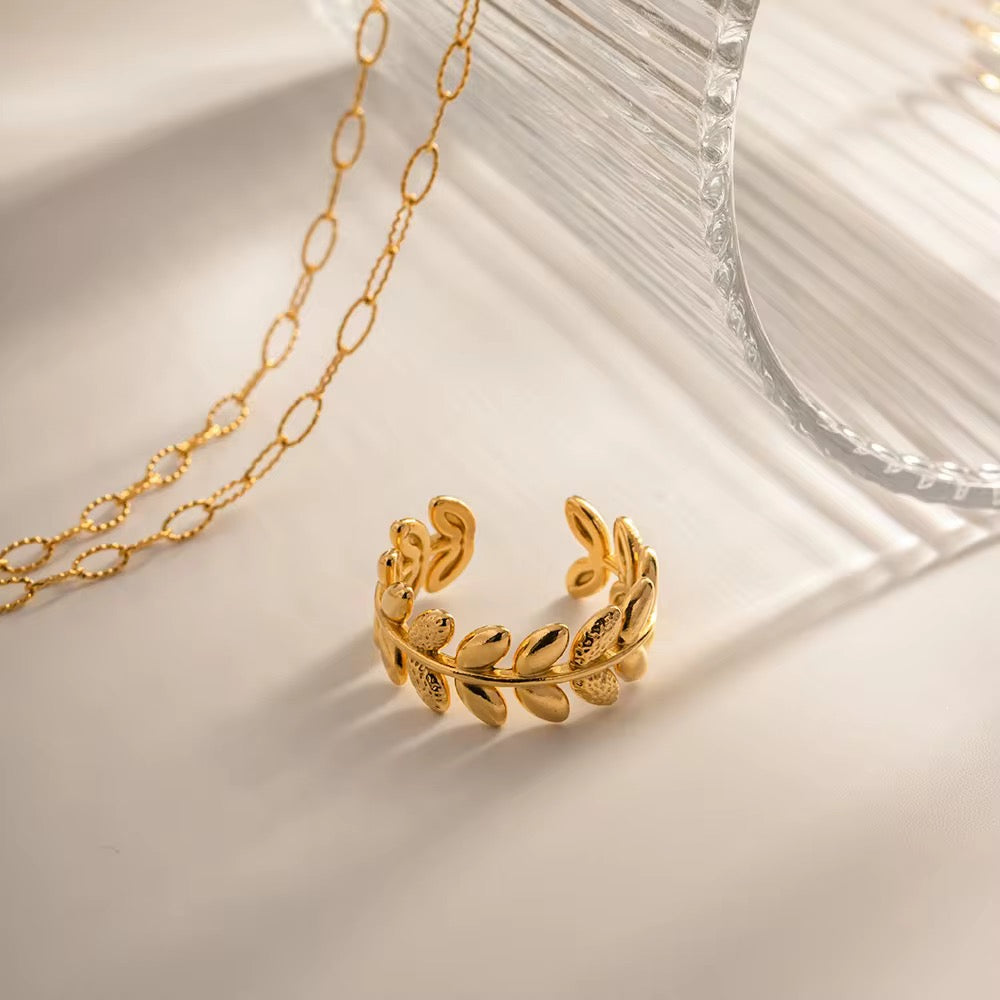 Victory Leaf Crown Open Ring