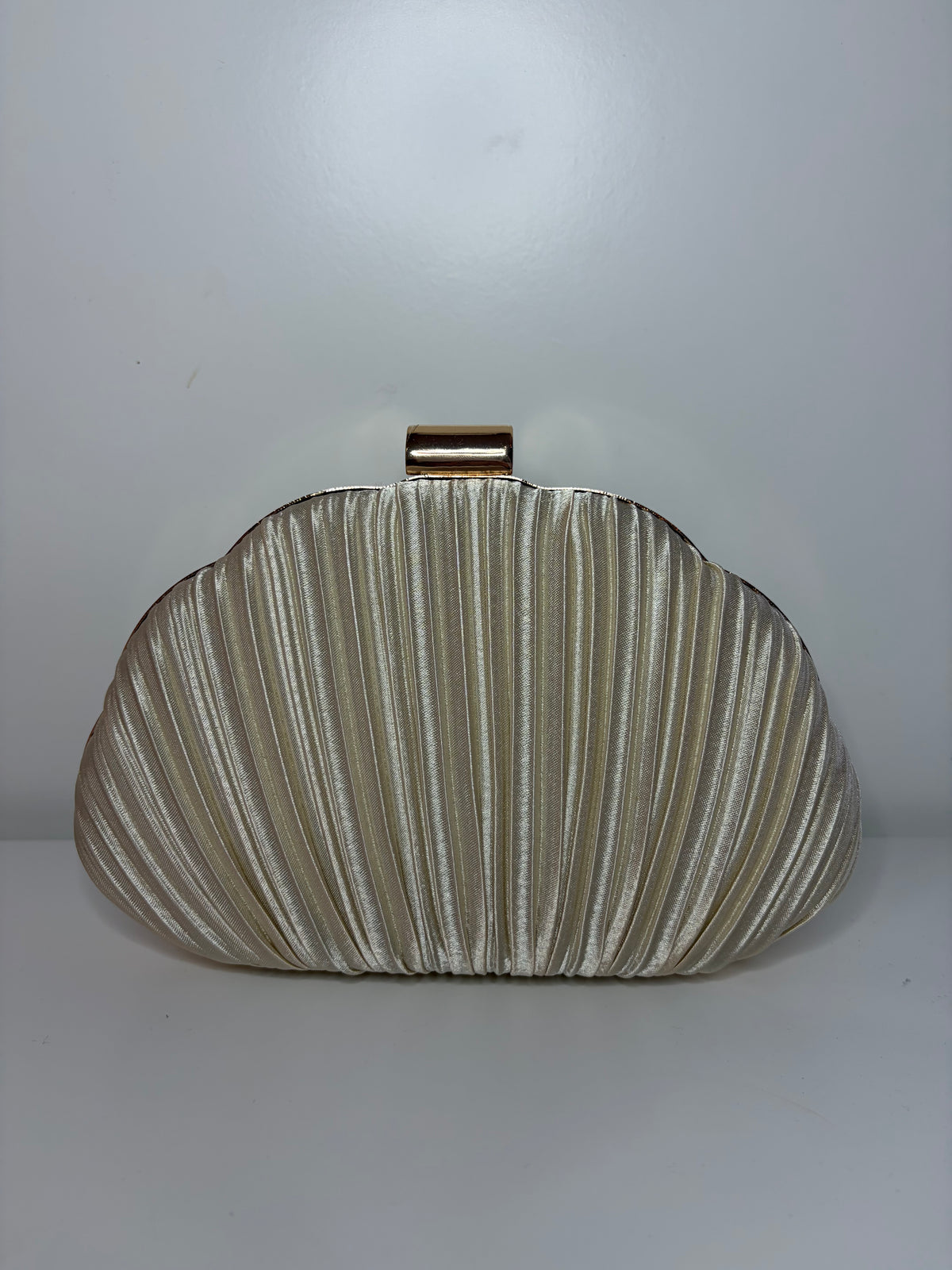 The Oceana Clutch