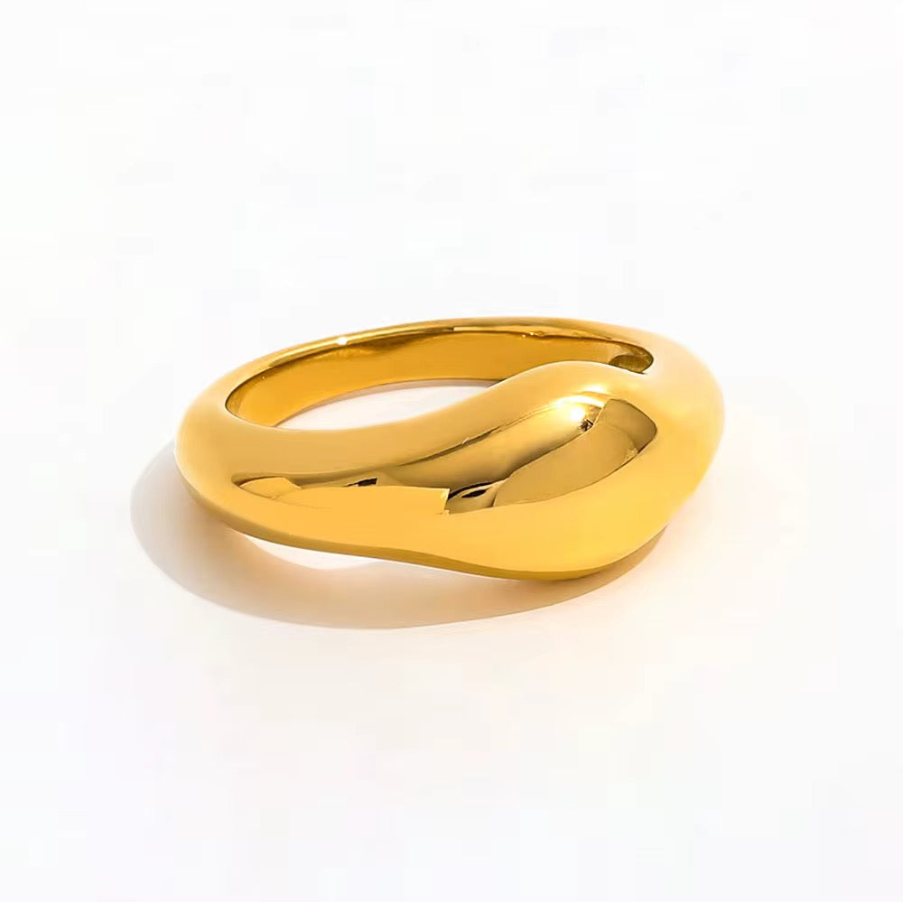 Gold Ridge Ring