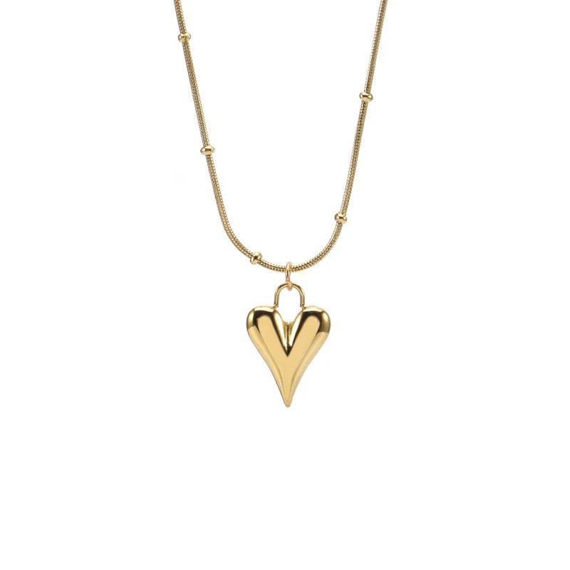 Gold Knot Chain Heart